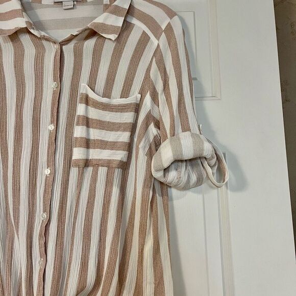 Vixbe Stripped Button Up Top Tie Bottom Size Large - Picture 2 of 12